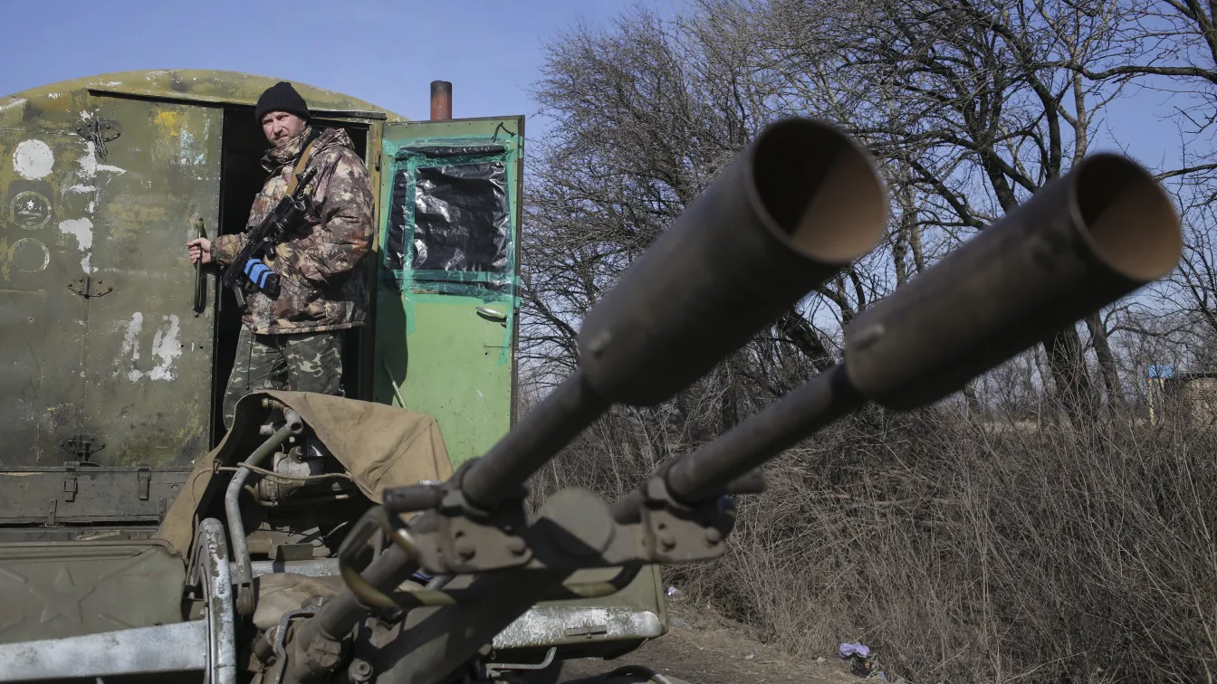 Полша ще изпрати военни инструктори на Украйна