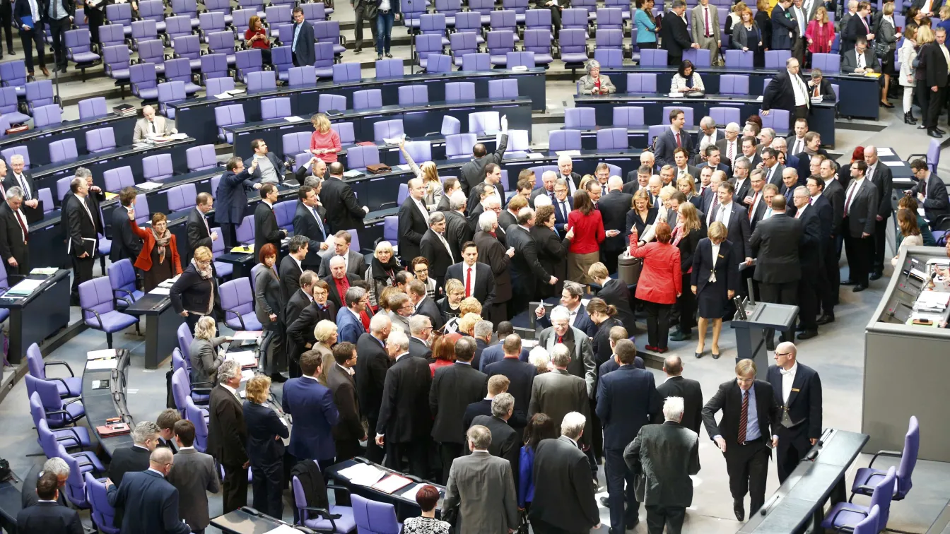 Германският парламент одобри с огромно мнозинство помощта за Гърция