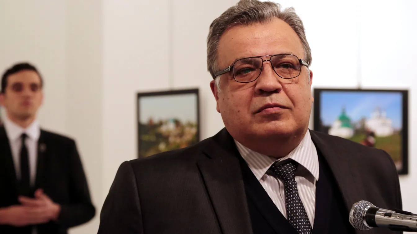 Рускиня задържана за убийството на посланика в Анкара