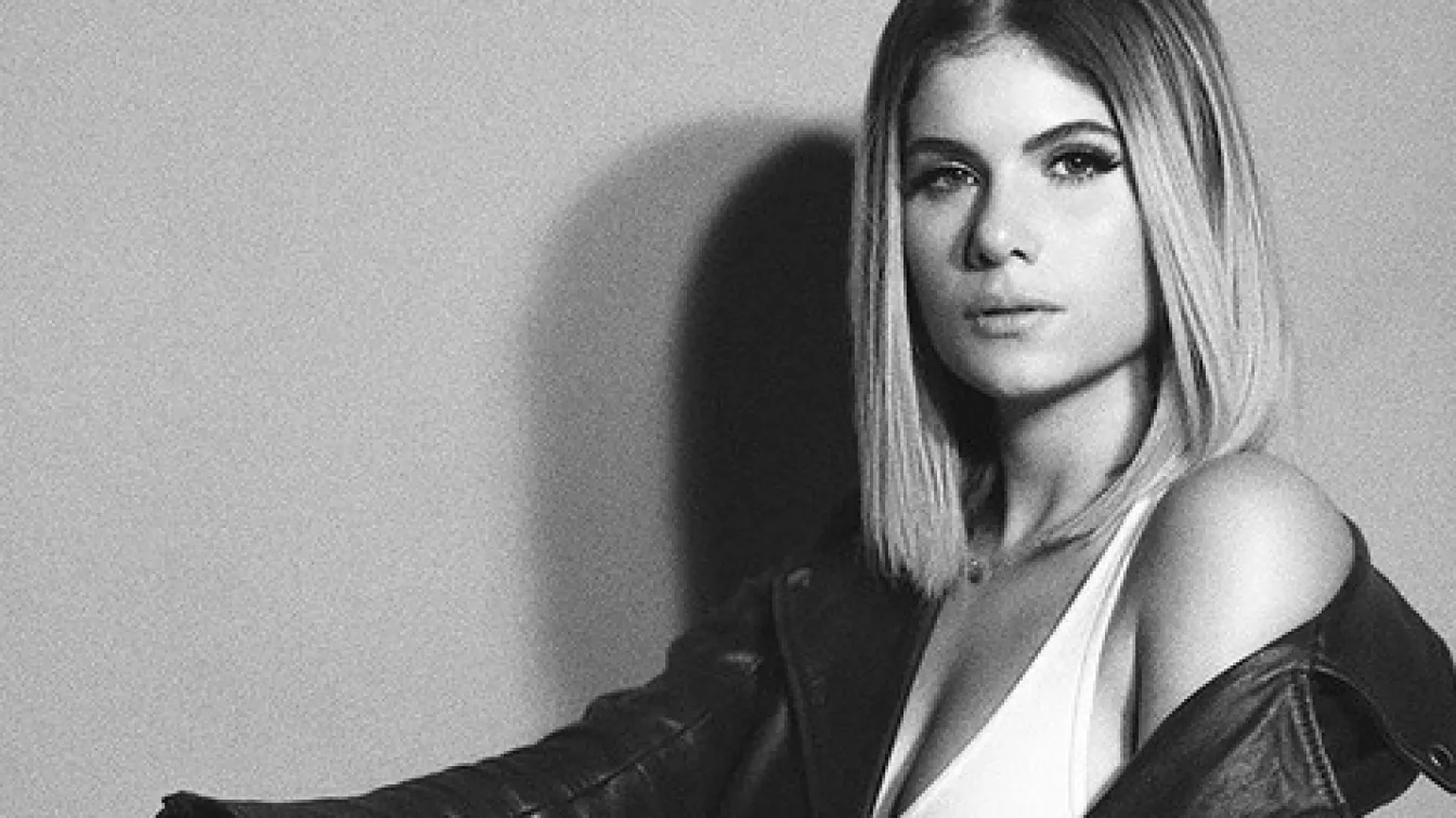 Дъщерята на Сия от група „Тоника” загина в катастрофа