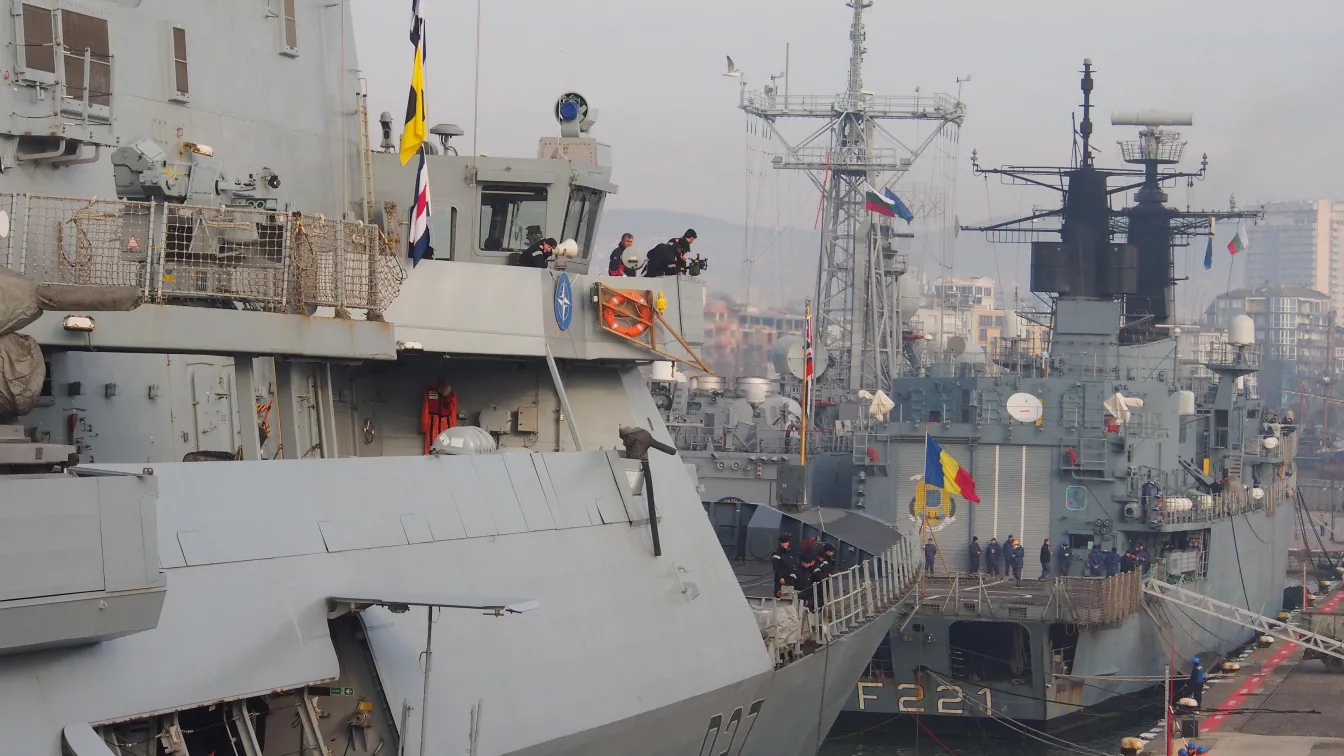 Българската позиция: Черно море не бива да се милитаризира (ОБЗОР)