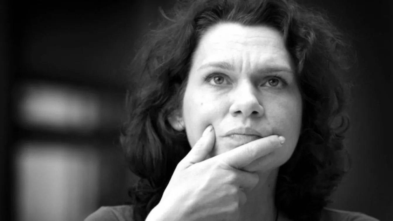 Аслъ Ердоган: Турция поведе мащабна война срещу човешките права, литературата и най-вече срещу съвестта