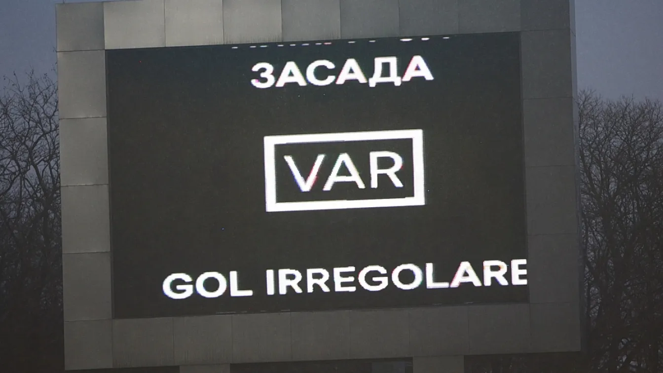 Три оферти към БФС за въвеждането на VAR