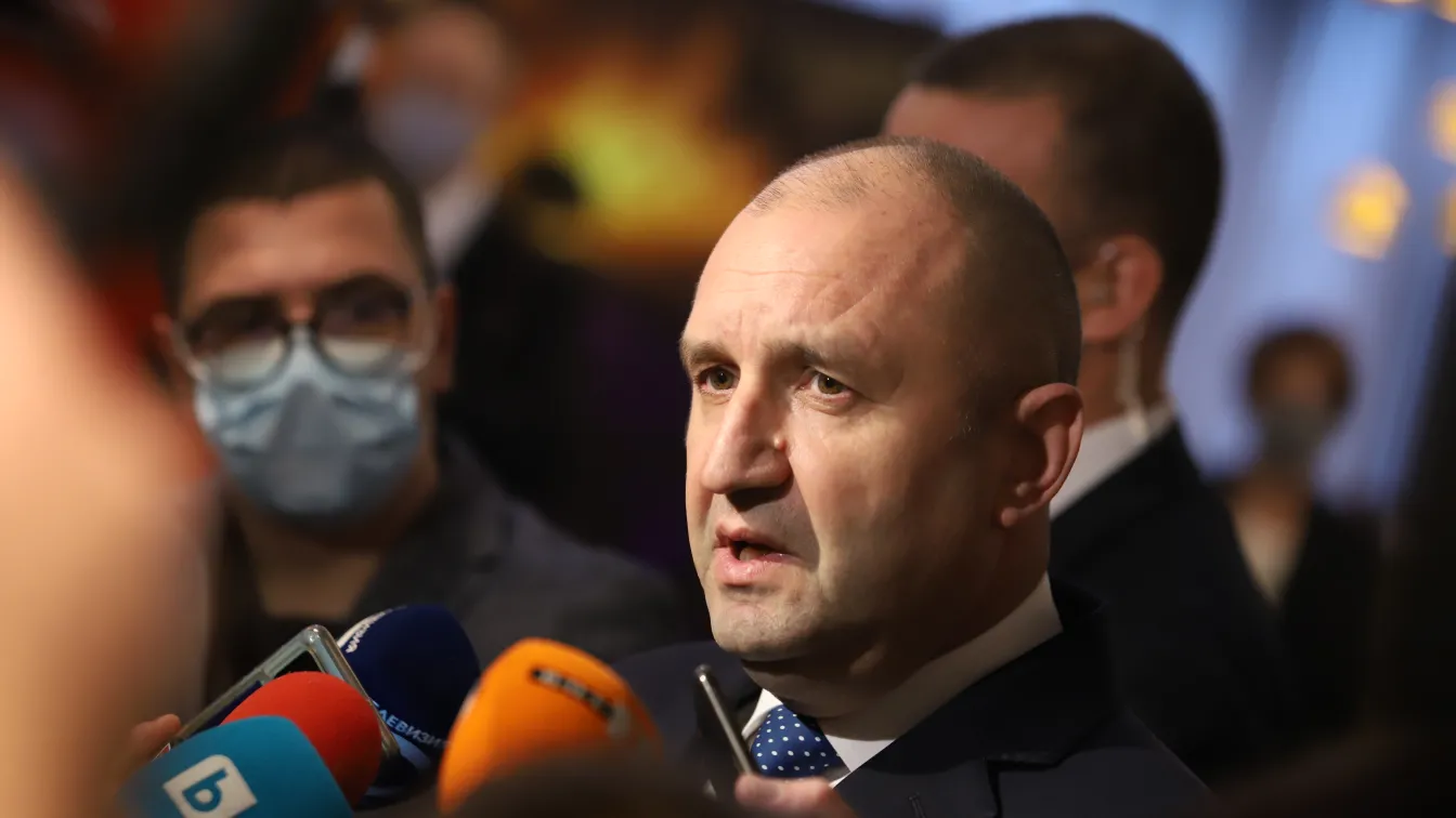 Румен Радев е на посещение в Португалия