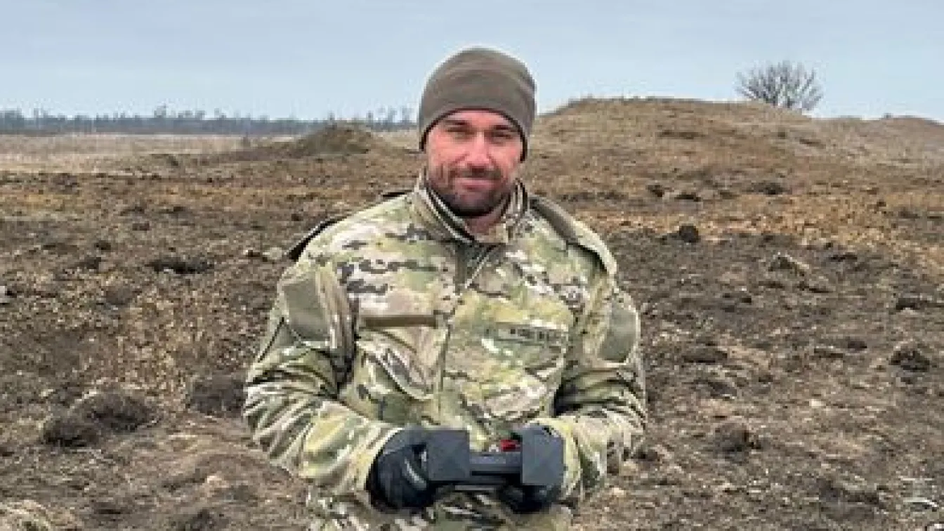 Бивш №13 в тениса хвърля бомби с дрон в Украйна (ВИДЕО)