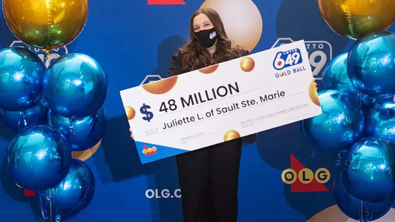18-годишна спечели джакпот от 48 млн. долара от лотарията