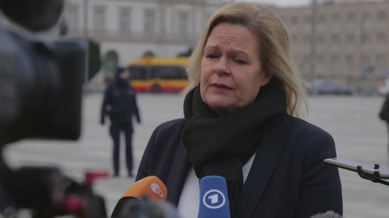 Германия похвали Полша за щедростта ѝ към украинските бежанци (ВИДЕО)