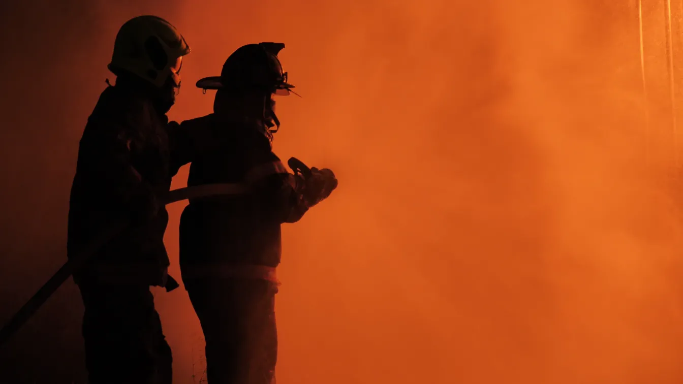 Пожар обхвана планинската част на Южен Тирол в Италия, хората са евакуирани