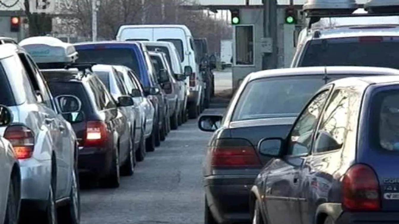 Засилен трафик на „Капитан Андреево” заради завръщащи се гастарбайтери