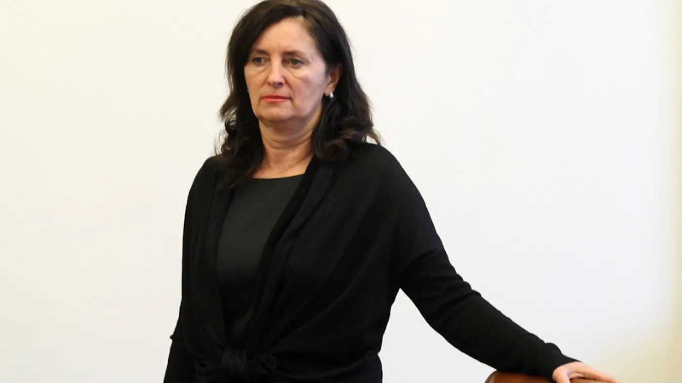 Бобева кани испанския бизнес у нас
