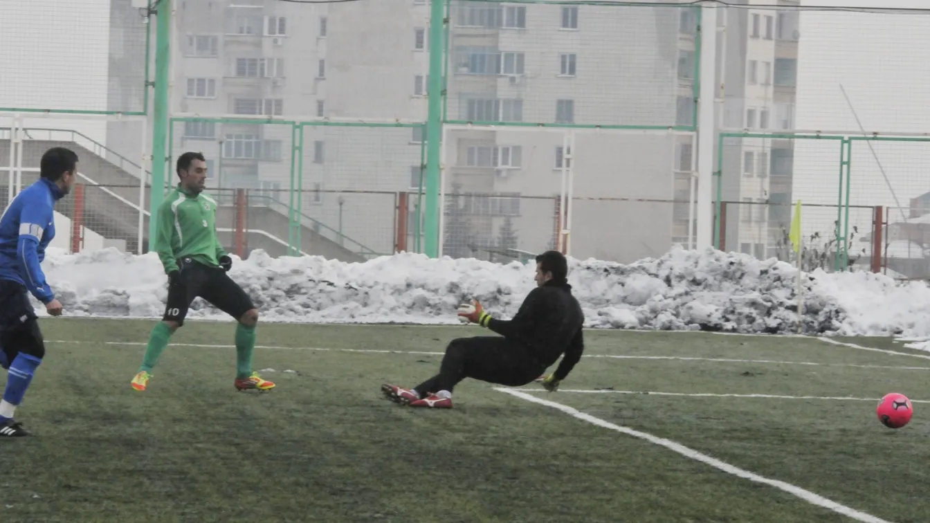 Берое разгроми съграждани