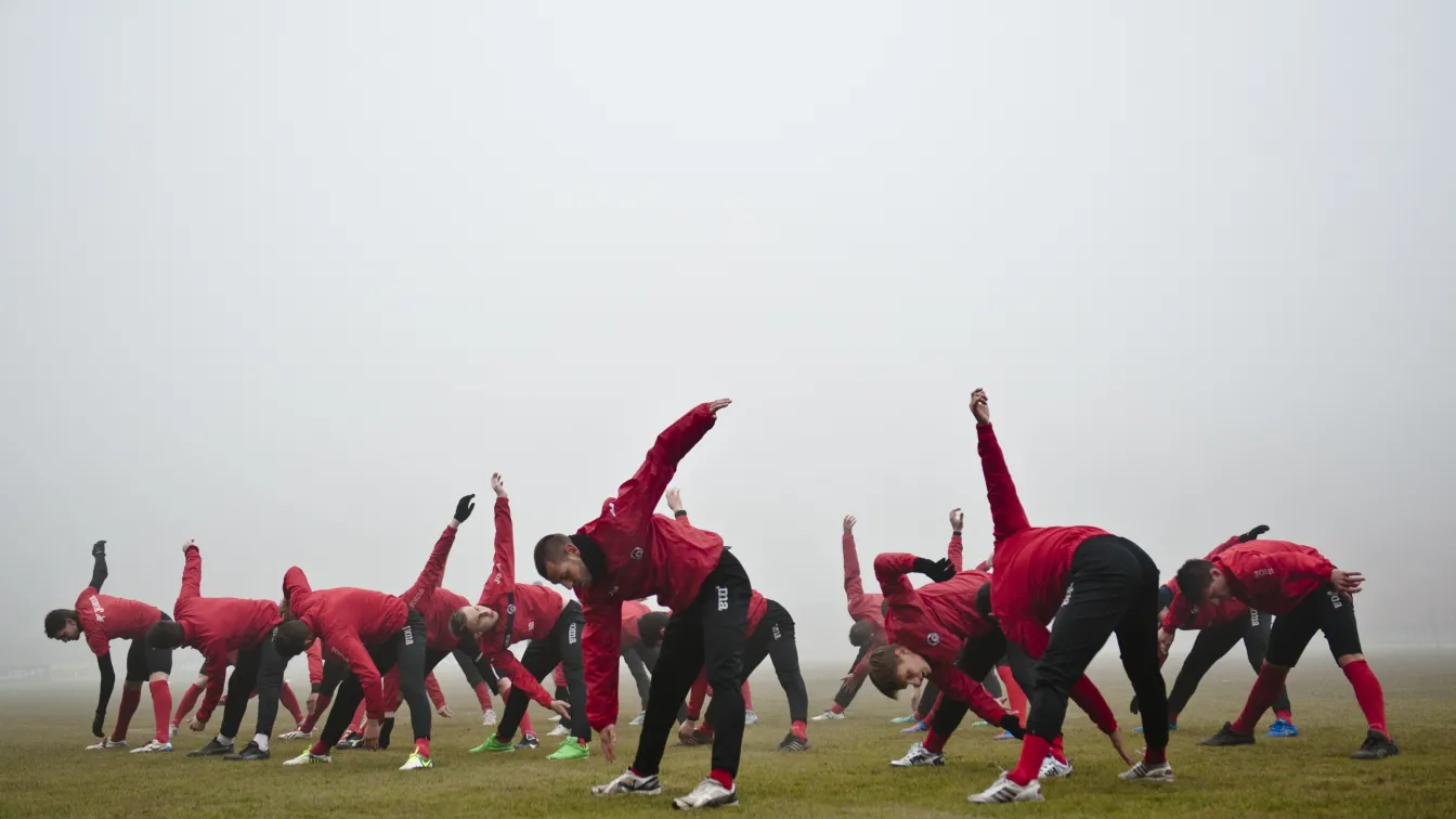 Локо (Сф) договори двама от белгийското първенство