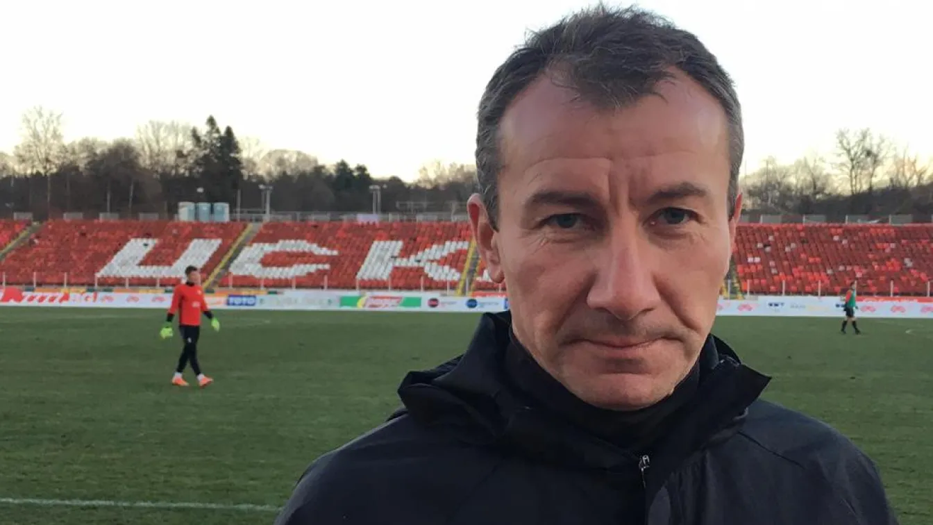 Стамен Белчев остава треньор на ЦСКА