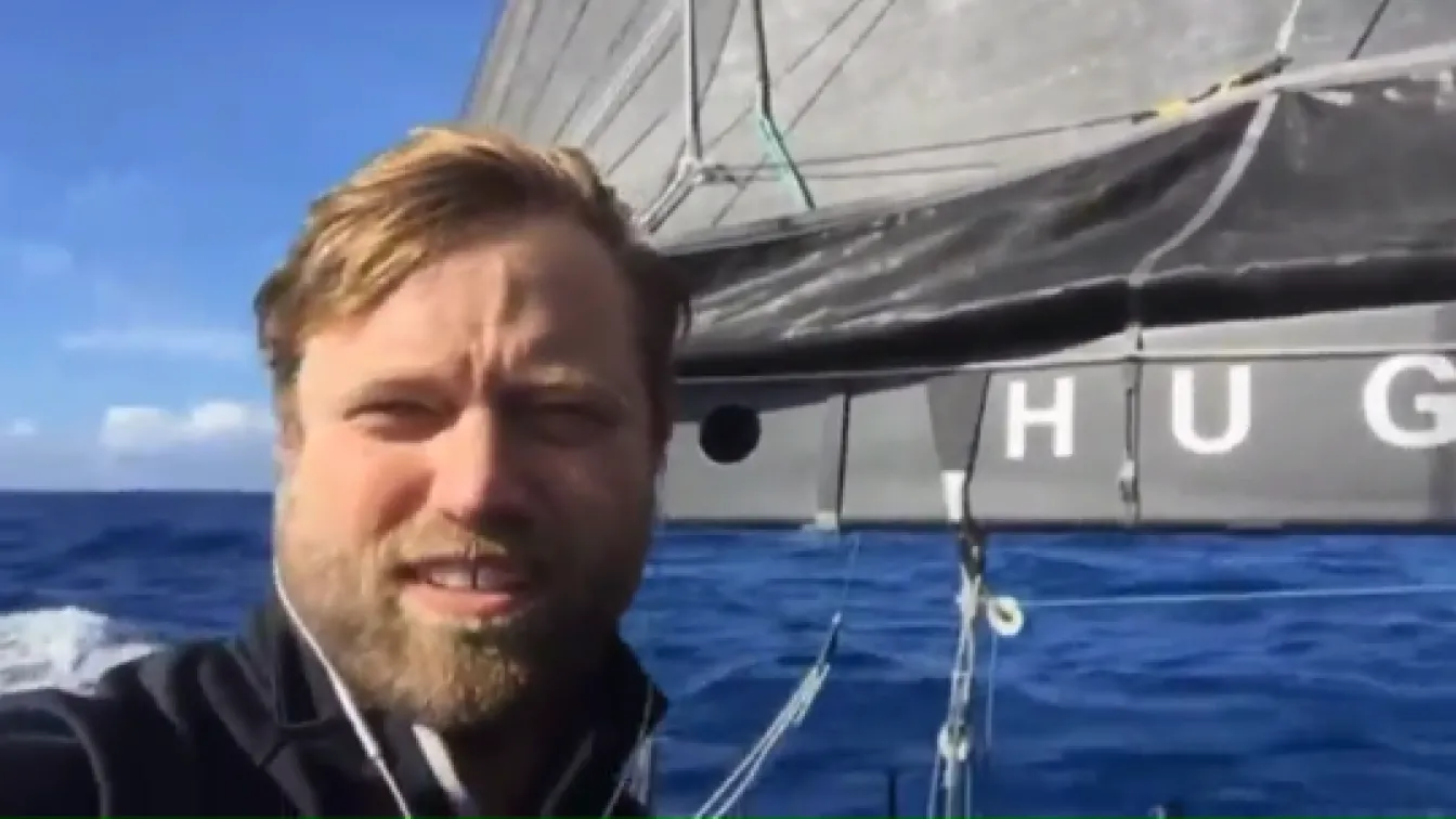 Самотен мореплавател подобри рекорд (ВИДЕО)