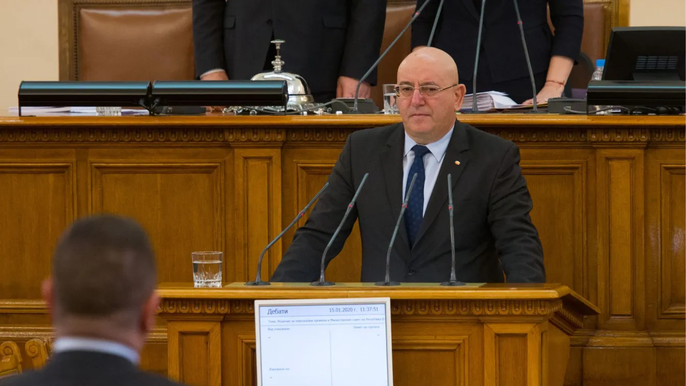 Министър Емил Димитров: България ще върне на Италия контейнерите с боклуци