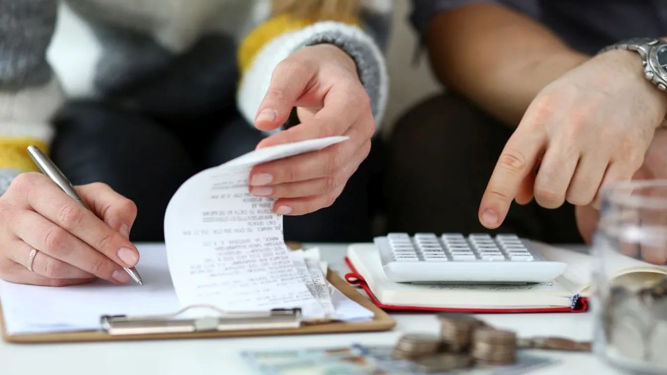 Средната работна заплата у нас: Ръст от 17% отчита НСИ