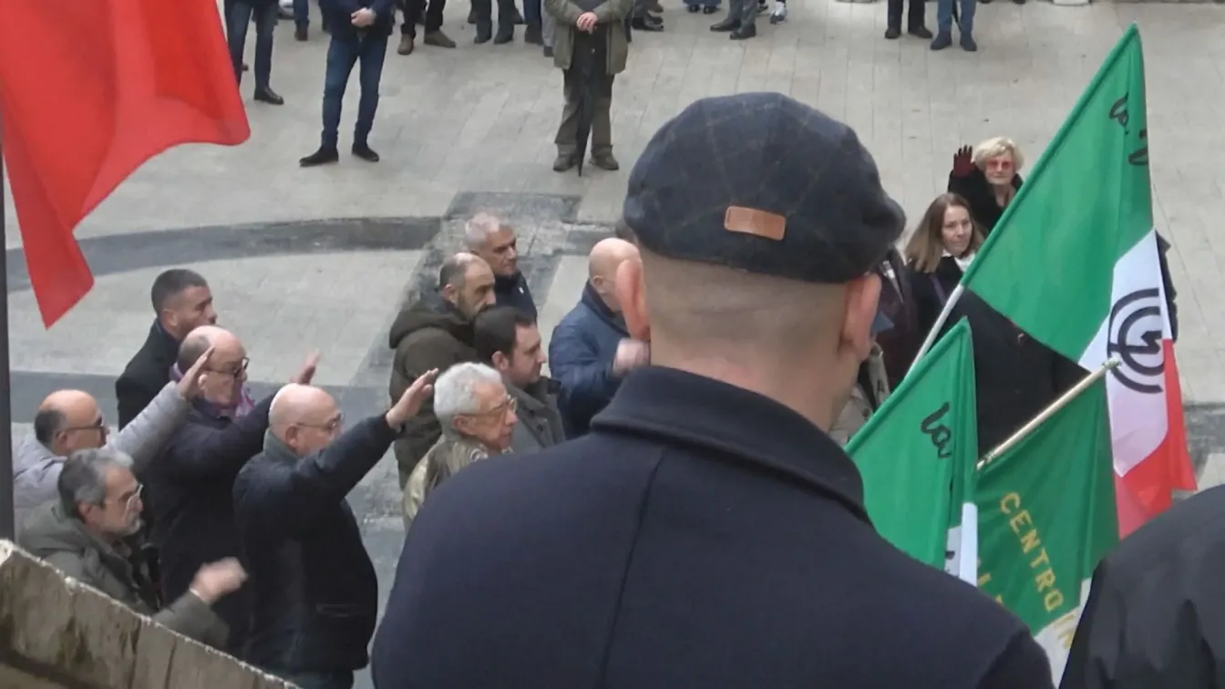 Заради фашистки поздрави: Искат разпускане на крайнодесните партии в Италия (ВИДЕО)
