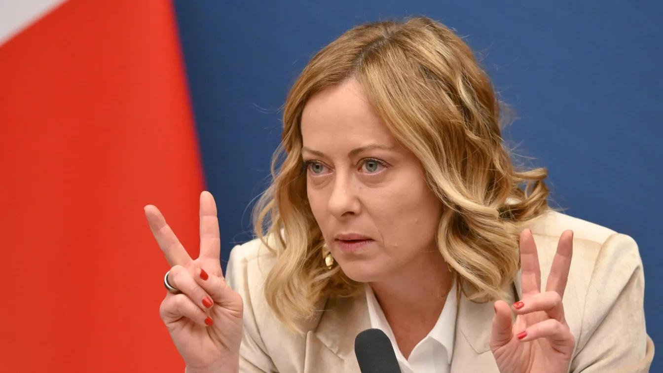 Мелони: Съжалявам, че Макрон го е възприел като вмешателство