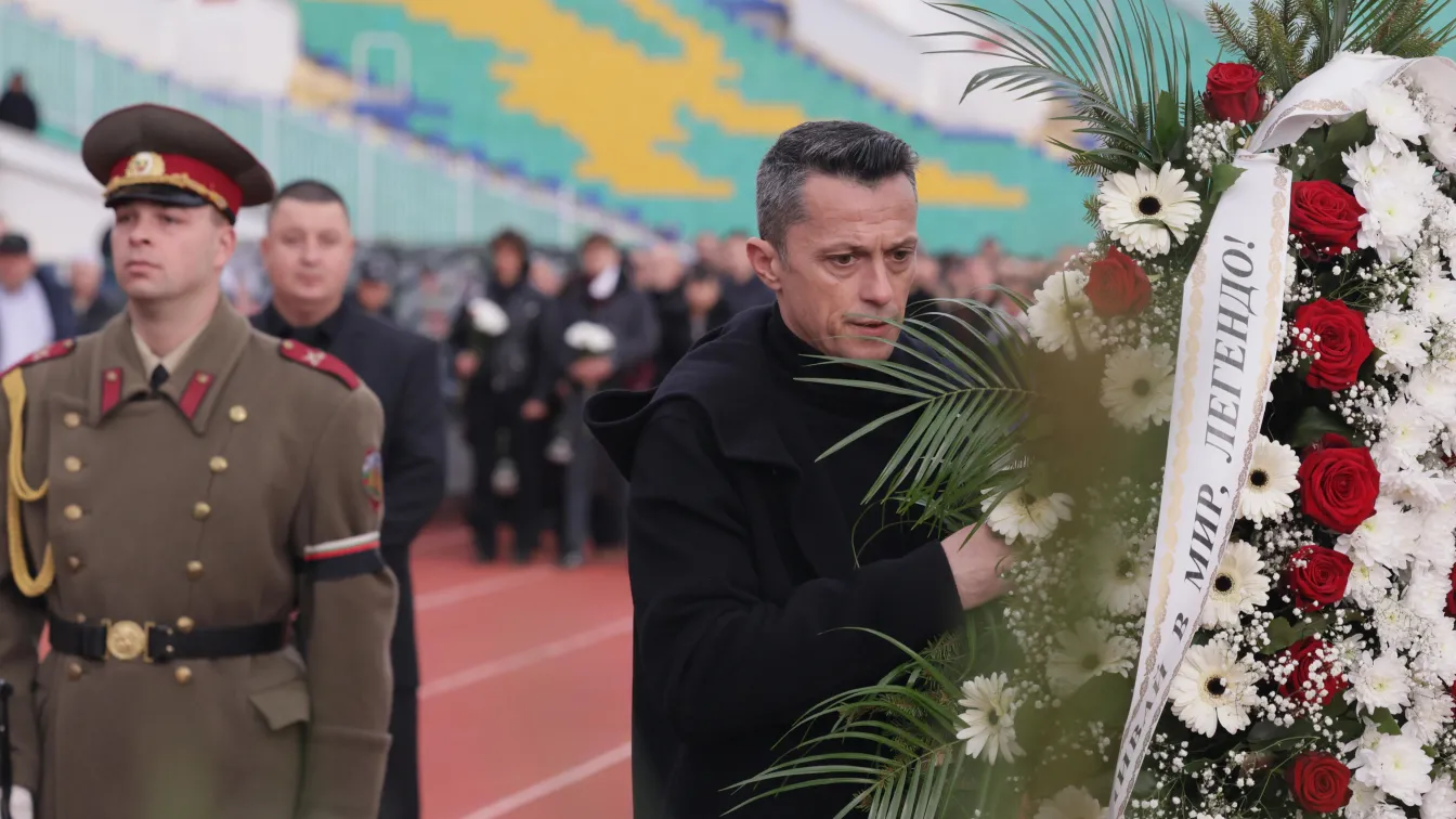 Какво каза Димитър Пенев на Христо Янев преди мача с Левски? (ВИДЕО)