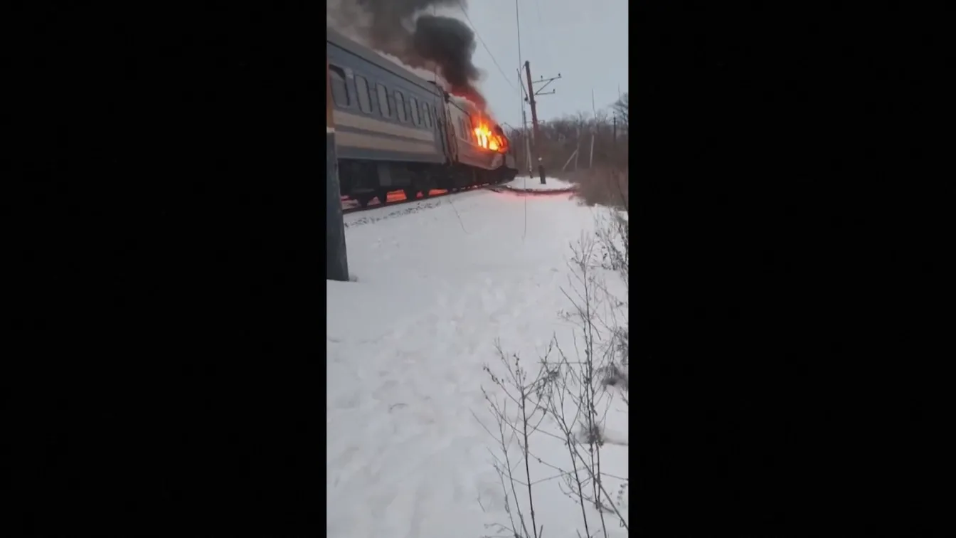 Киев обвини Москва в тероризъм, след като дрон порази влак и уби петима души. Русия запази мълчание