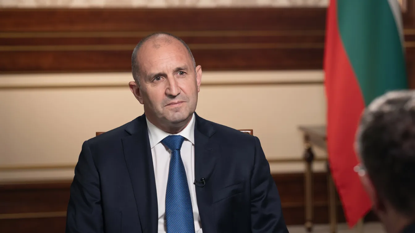 Мелони и Мицотакис поздравиха Румен Радев за победата на „Прогресивна България“ на изборите