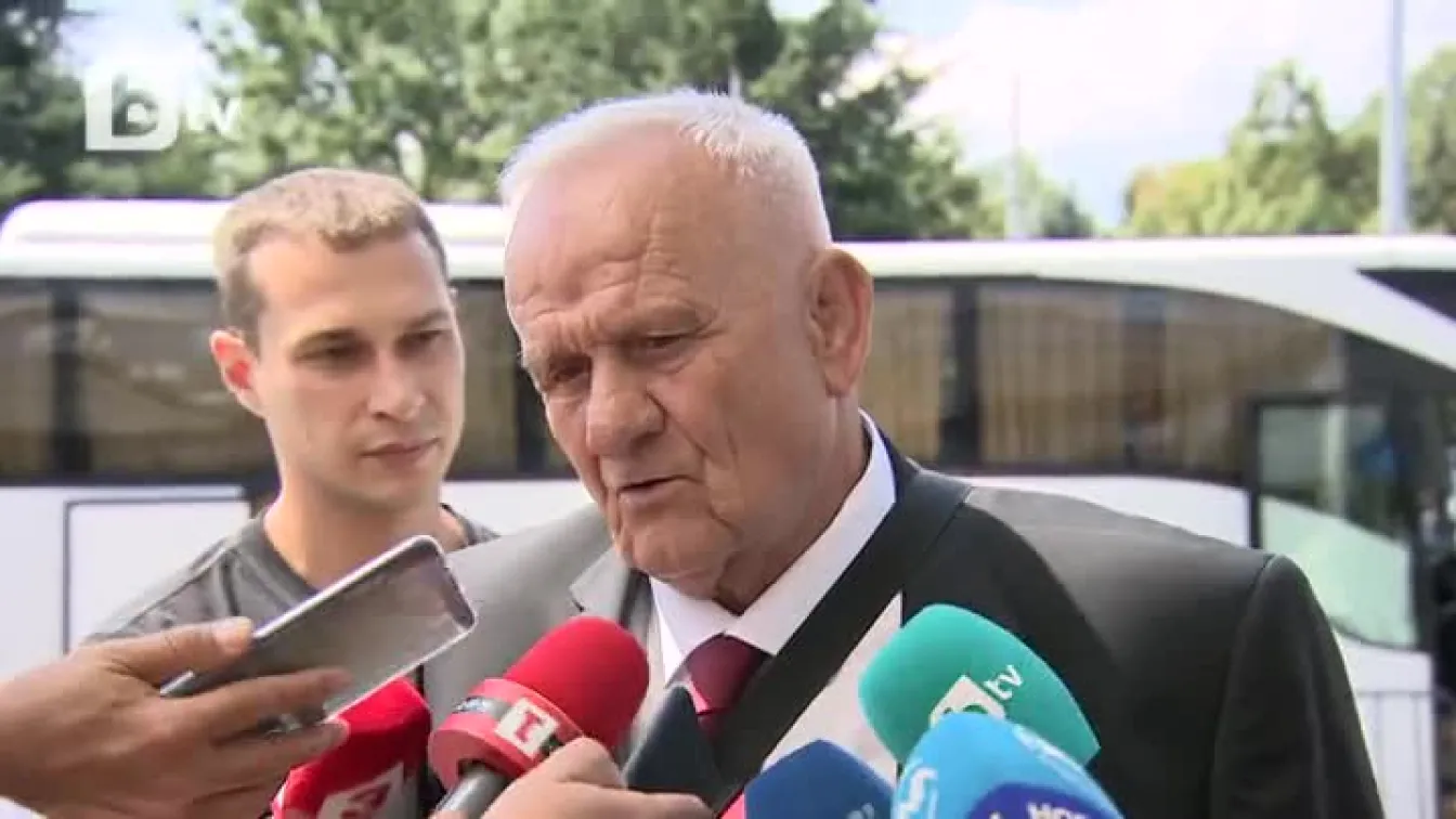 Петрович: Ако момчетата дадат всичко от себе си, ще спечелим (ВИДЕО)