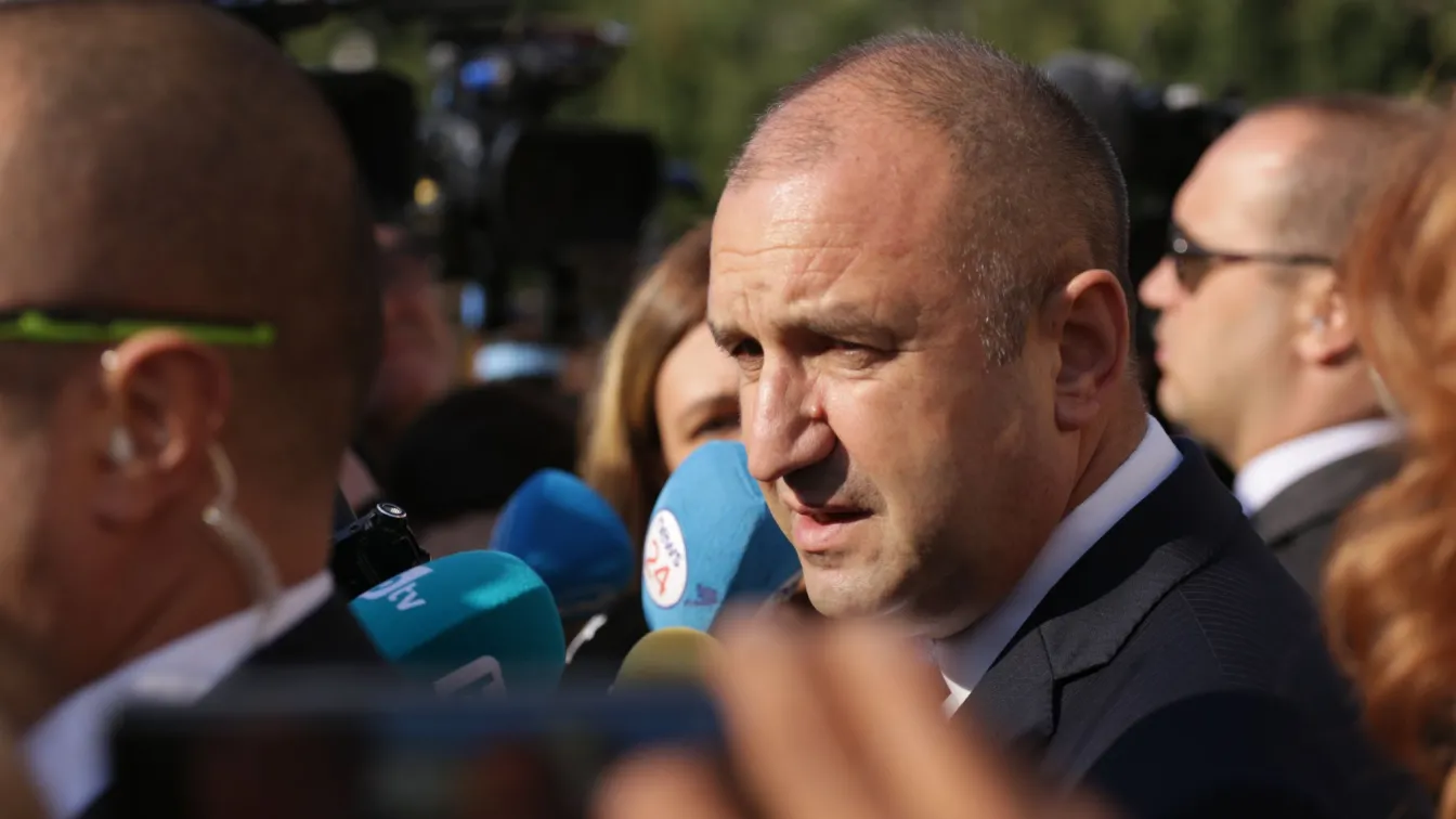 Румен Радев: Атаката срещу Кирил Петков идва от корупционери