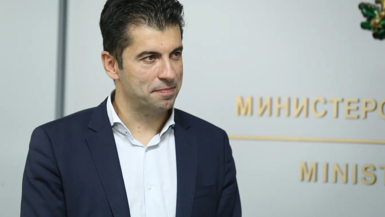МВнР е изпратило запитване за канадското гражданство на Кирил Петков