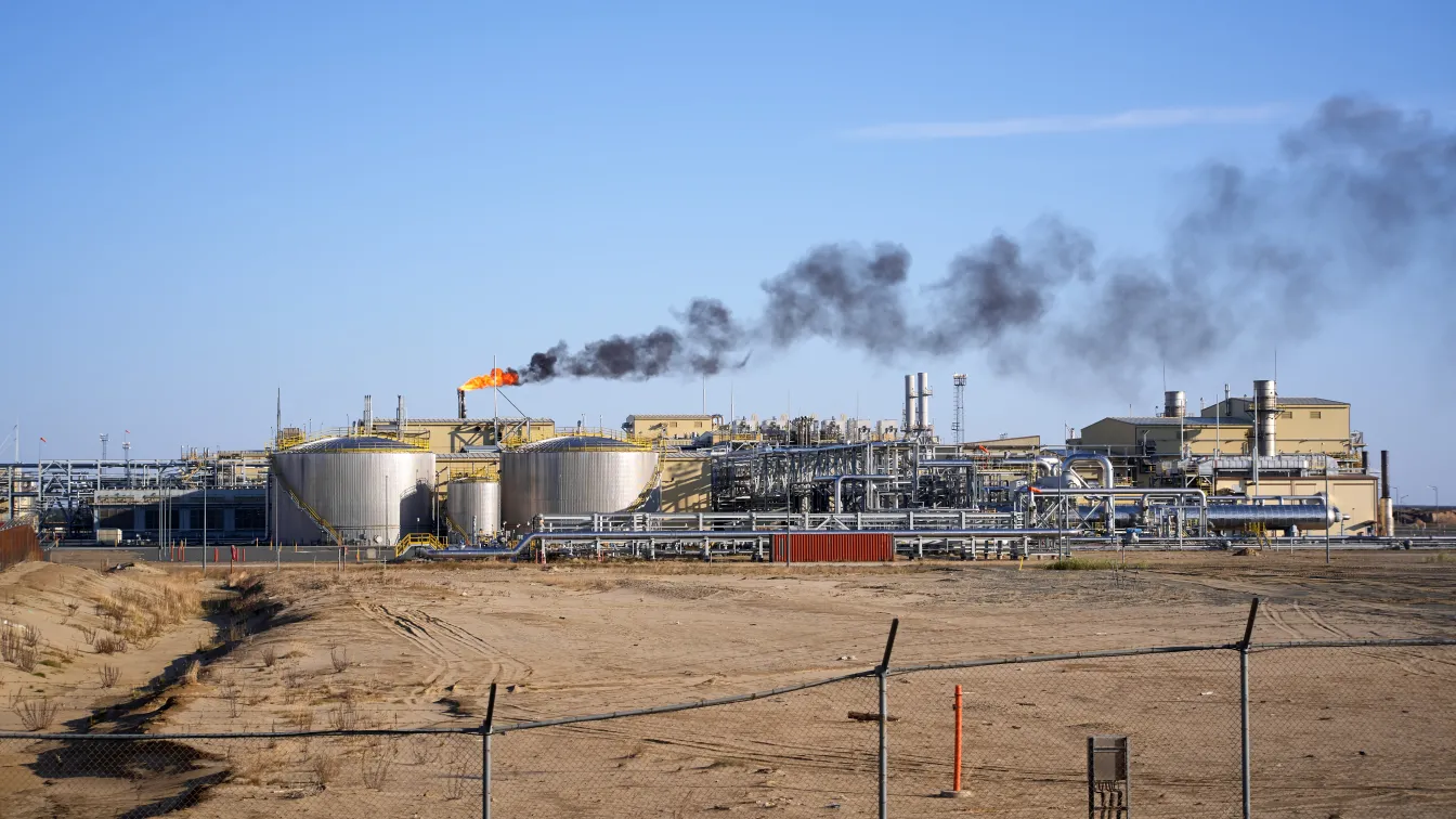 Русия пое контрола над газовия и петролен проект Сахалин-2