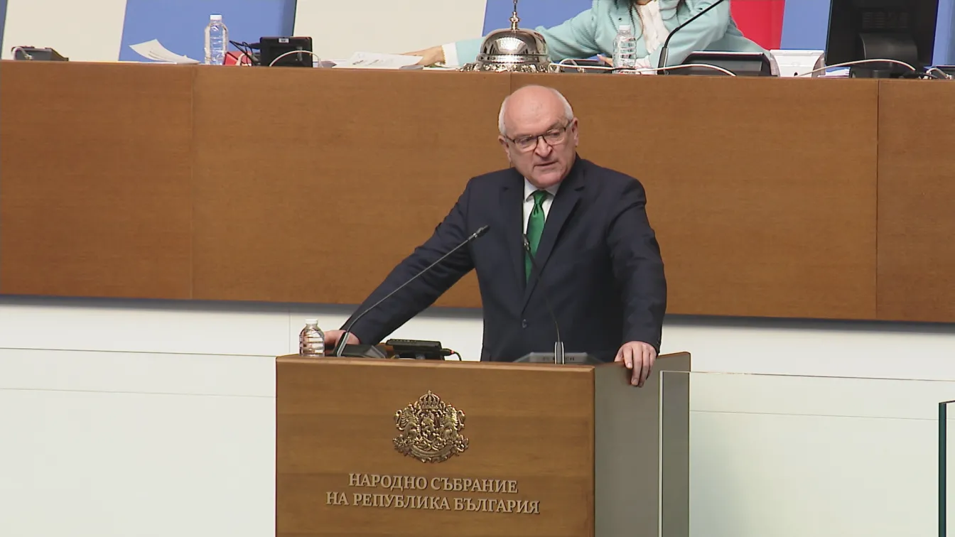 Държавата срещу пламъците: Премиерът Главчев на изслушване пред депутатите