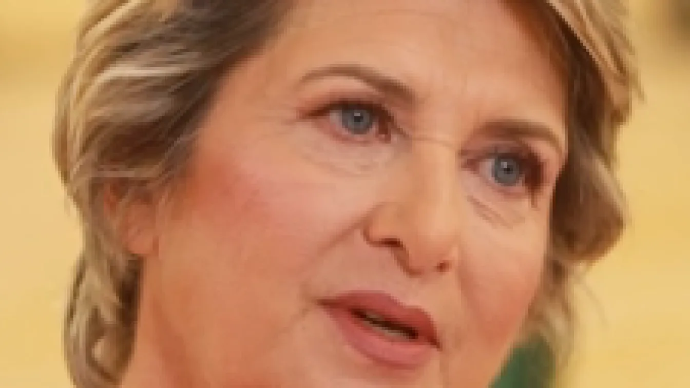 Весела Лечева
