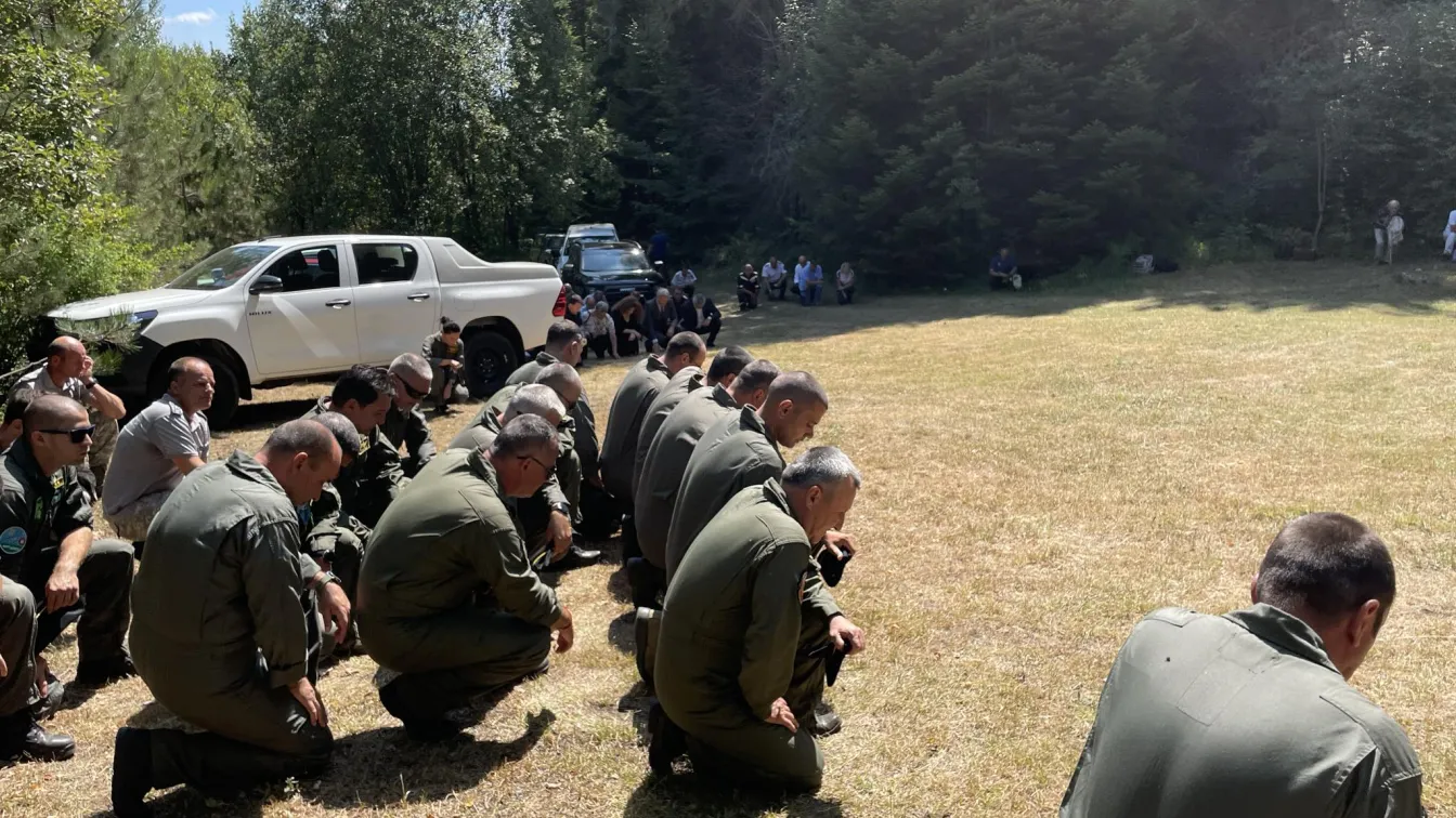 „Саможертвайки себе си, те опазиха природата ни“: Почитаме загиналите при пожара в Пирин