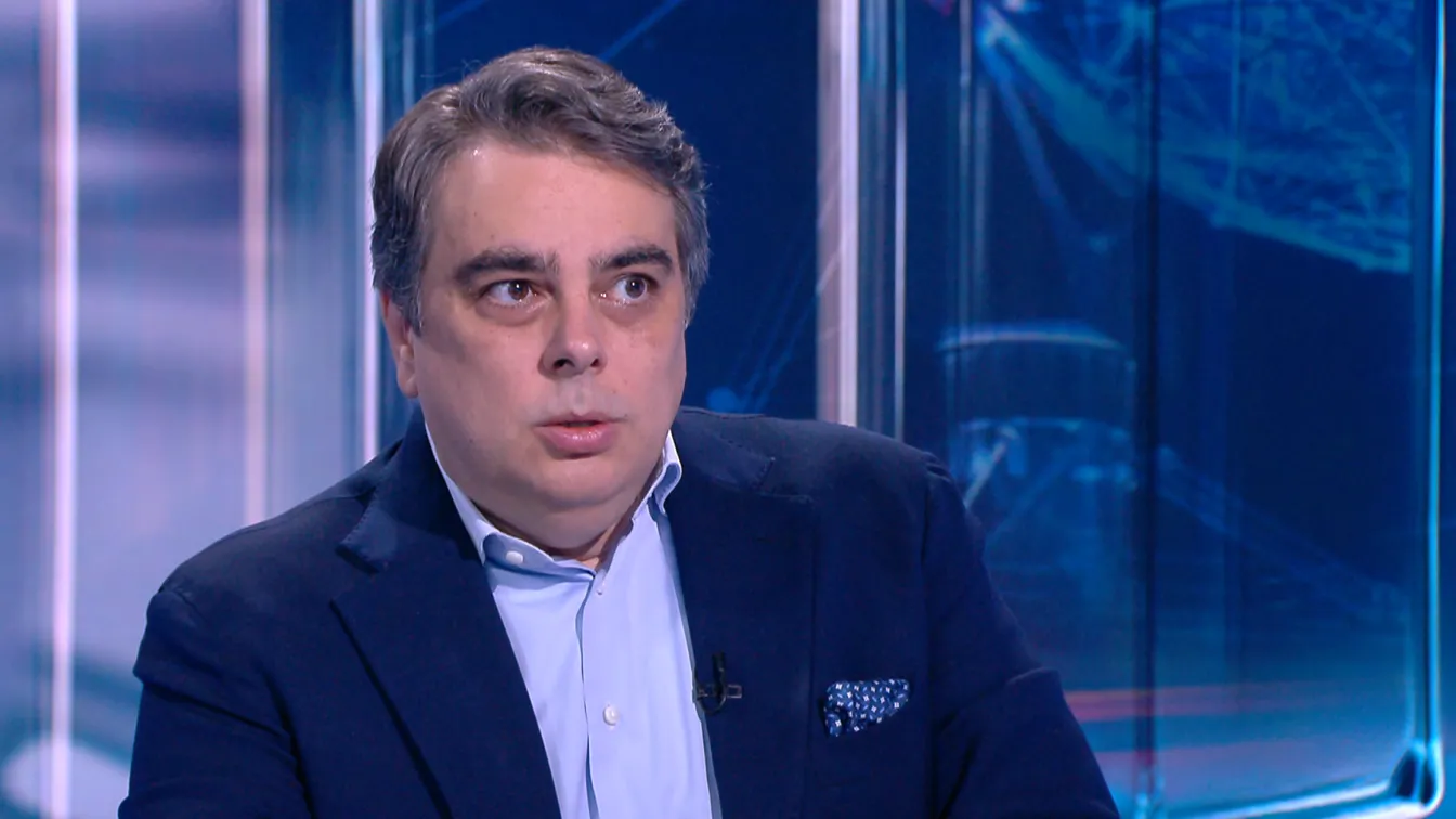 Асен Василев: От бебе до пенсионер - всеки българин ще плати по 400 евро заради Бюджет 2026