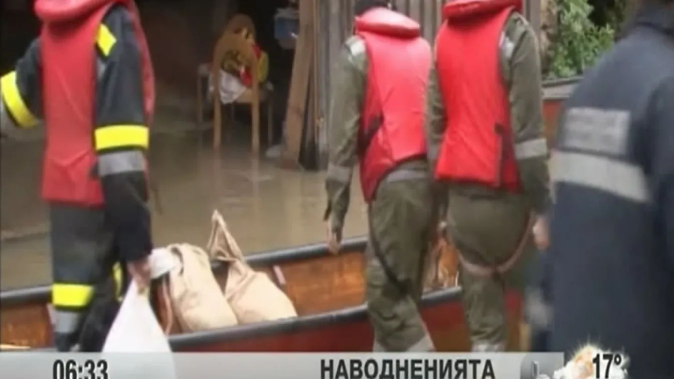 Продължава борбата с наводненията в Германия