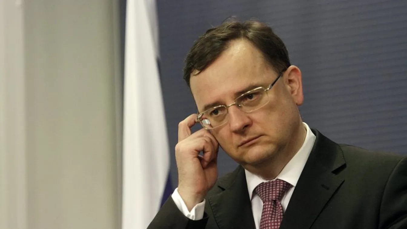 Чешкият премиер подава оставка
