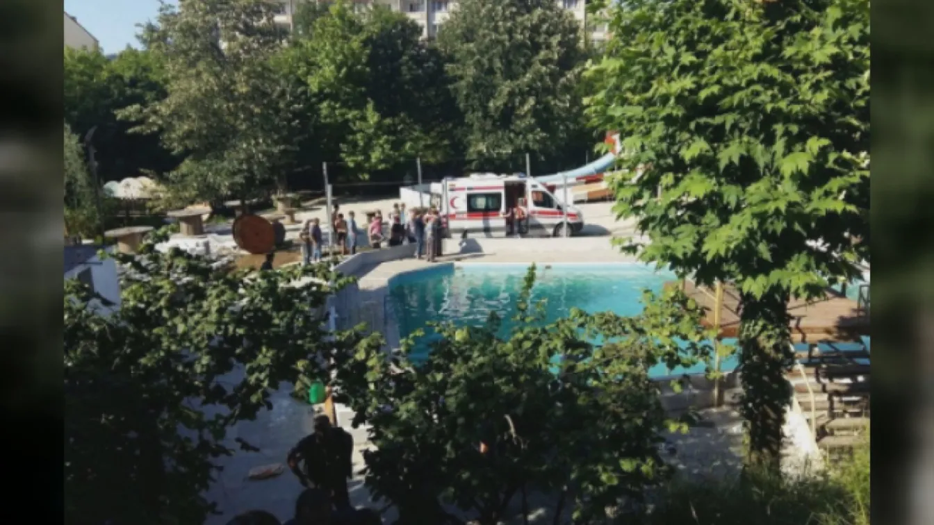 3 деца загинаха при токов удар в турски аквапарк