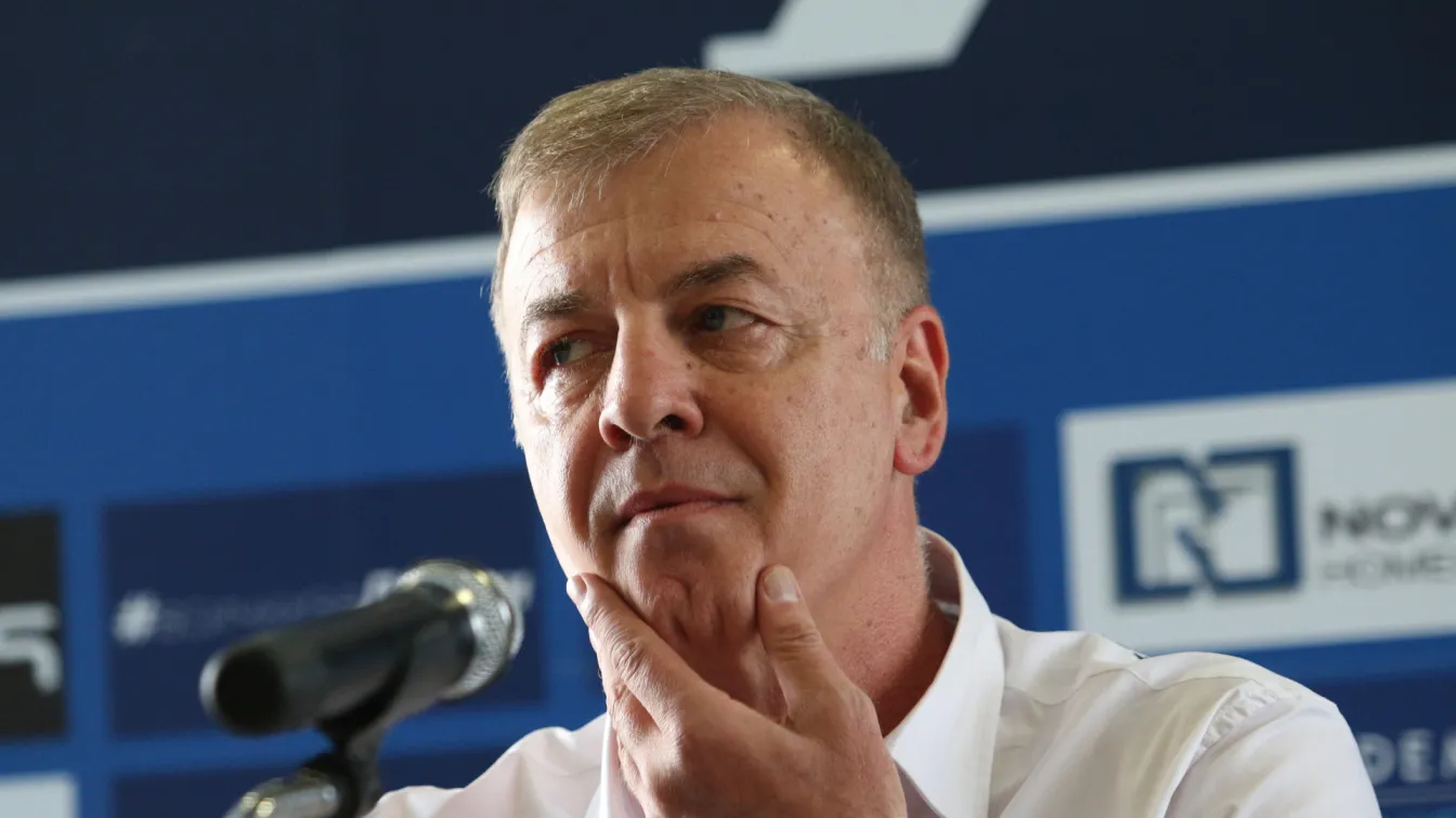 Сираков: Всичко върви по план. Необходимо е още време