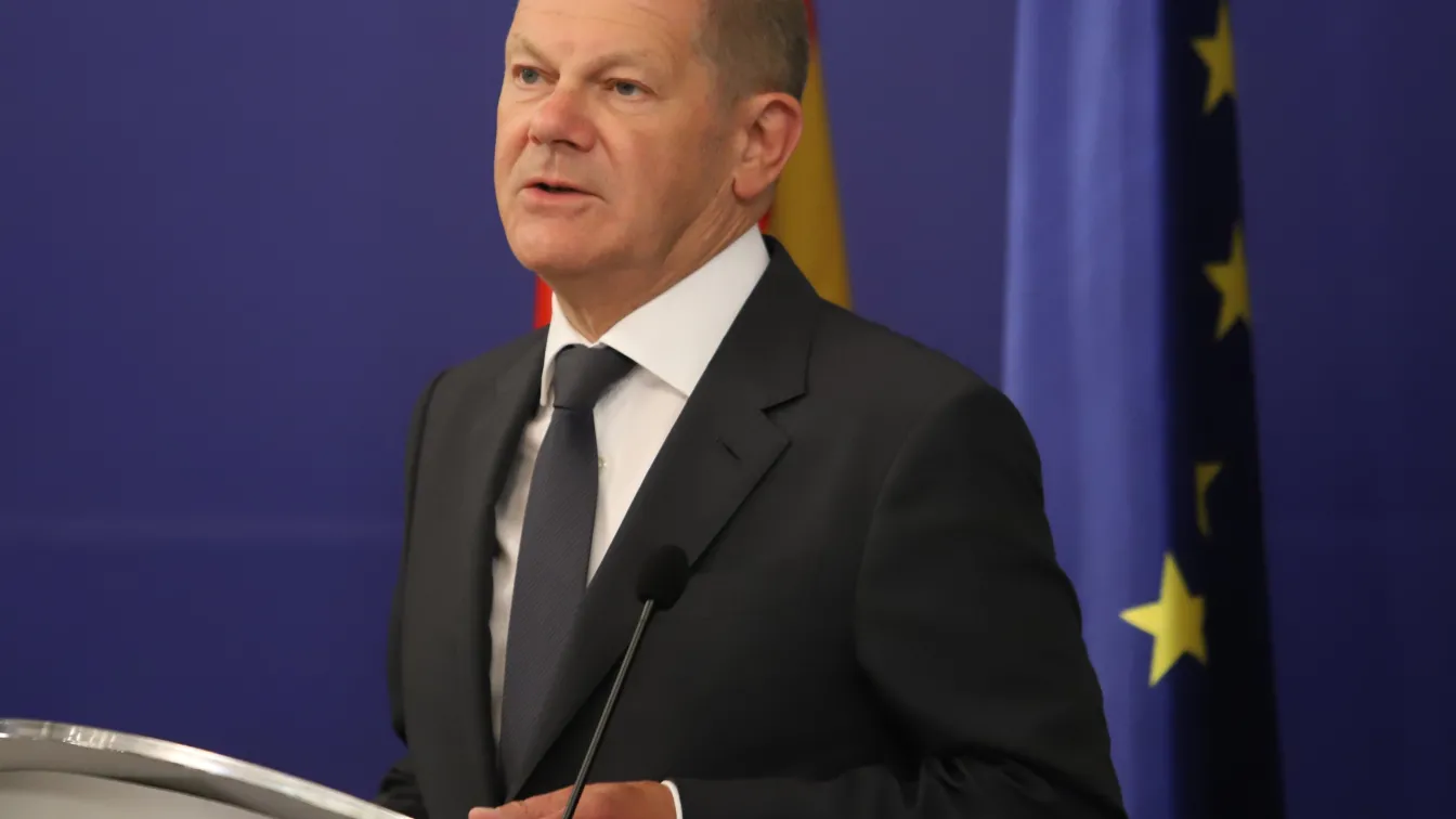 След разпадането на коалицията: Шолц назначава свой съветник за министър на финансите