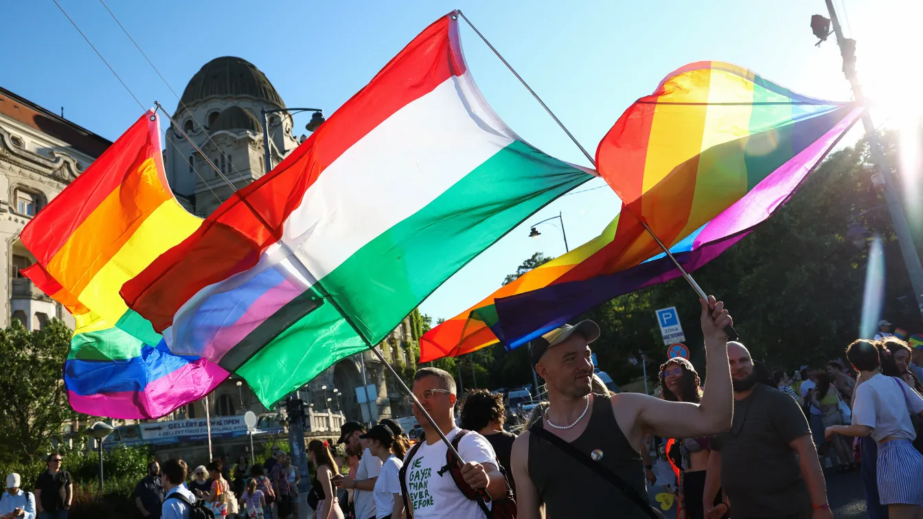 Въпреки забраната: Прайдът в Будапеща събра рекорден брой участници