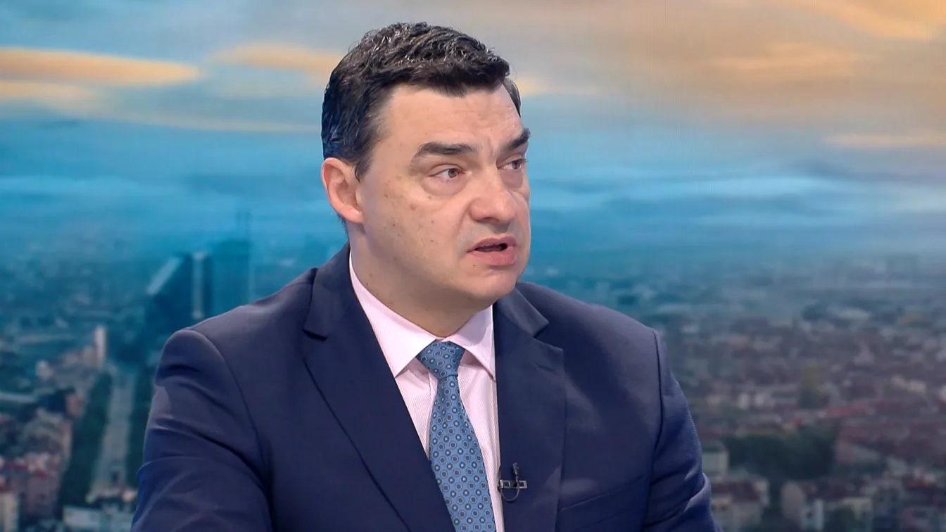 Владимир Николов: Не е нормално България да става по-скъпа от Гърция и Италия, докато живеем на кредит (ОБНОВЕНА)