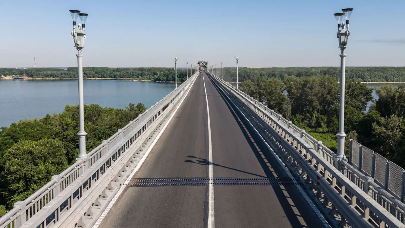 Пускат движението по новото трасе на Дунав мост при Русе