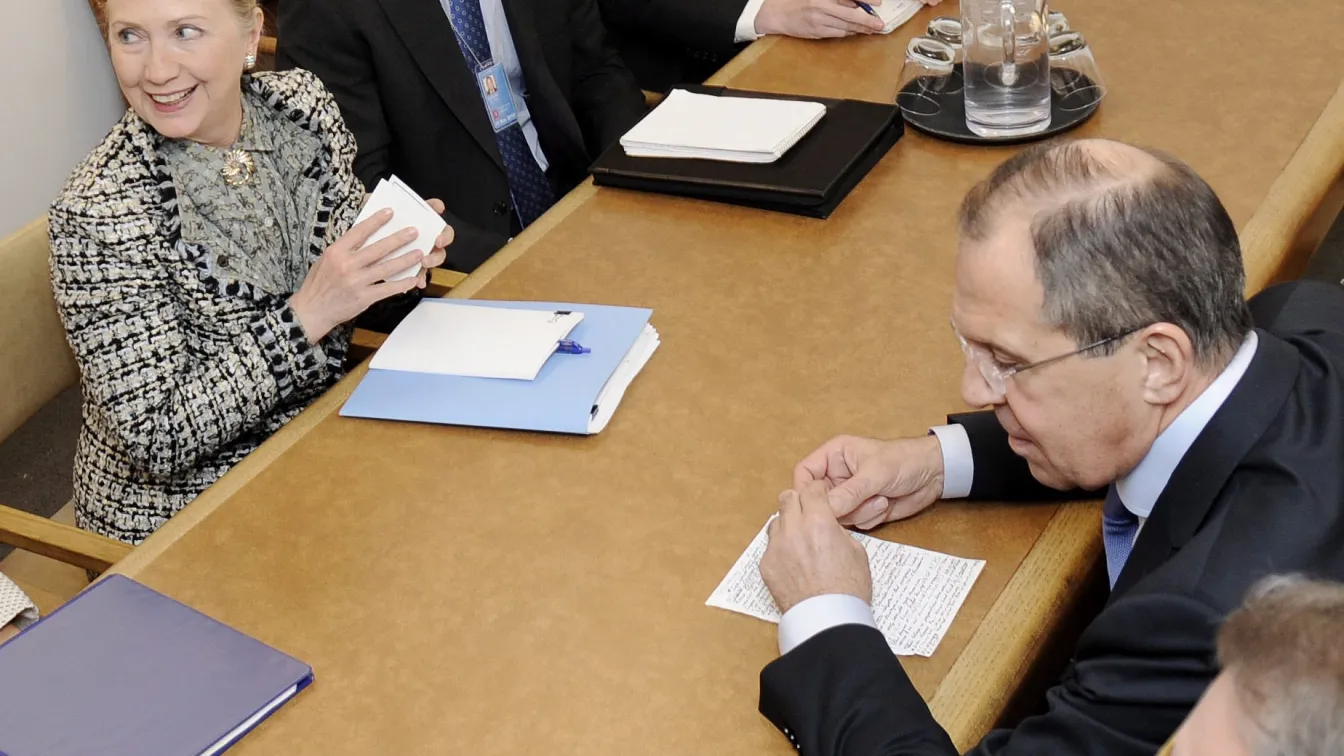 Сергей Лавров ще обсъди с Хилъри Клинтън екстрадирането на Виктор Бут