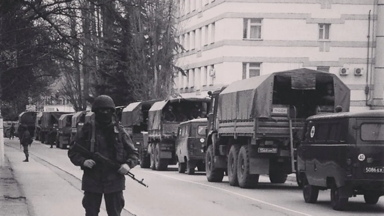 Кремъл призна, че трупа войски по западната граница