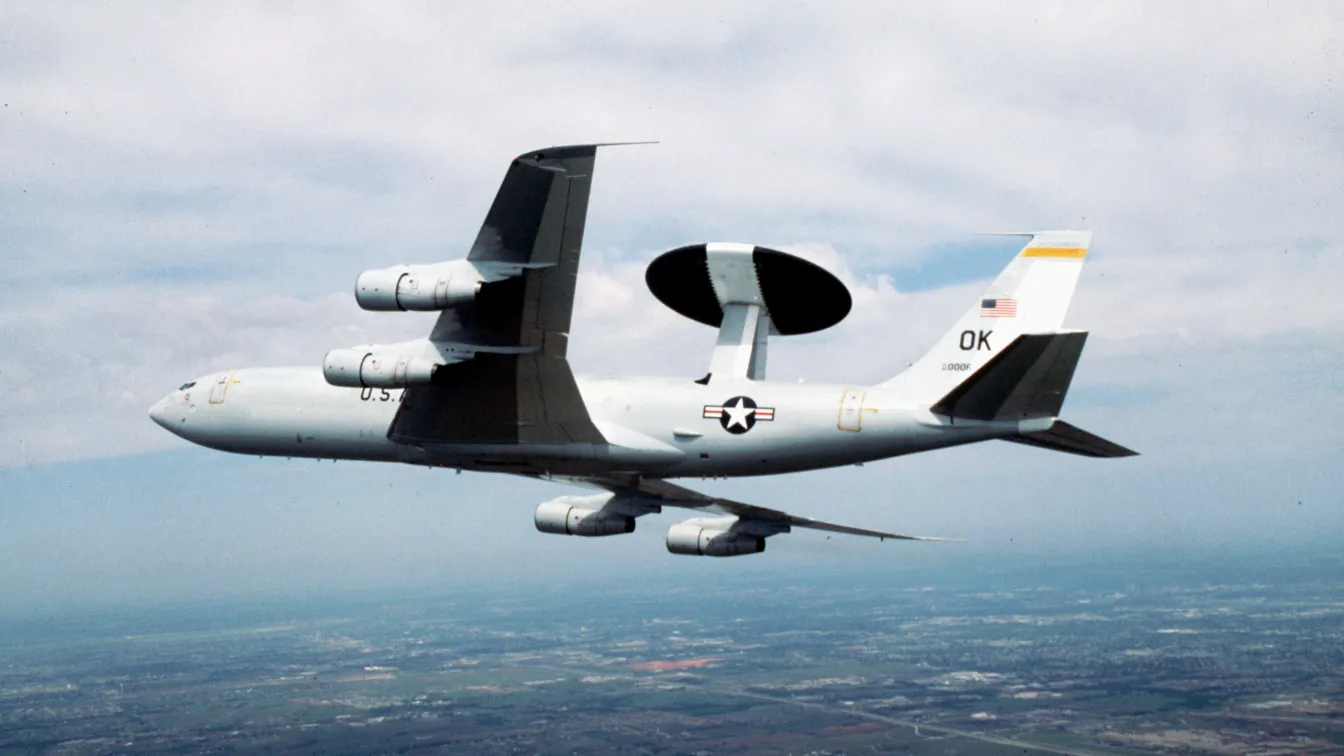 Турция изпрати самолет за радарно наблюдение AWACS в Литва заради руските изтребители и дронове