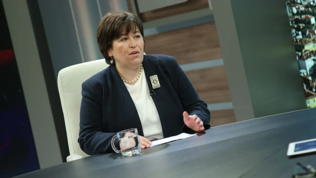 Стела Балтова: Върви се към ОВОС на парк „Пирин”