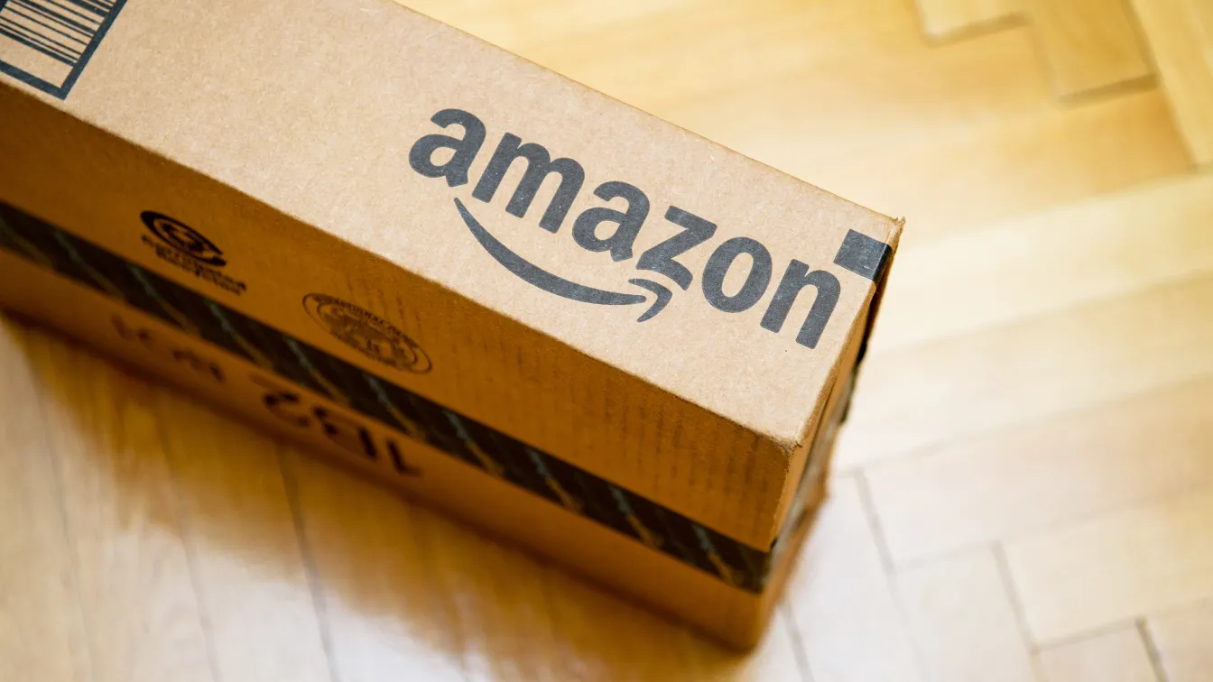 Италия удари Amazon с над 1 млрд. евро заради господстващо положение