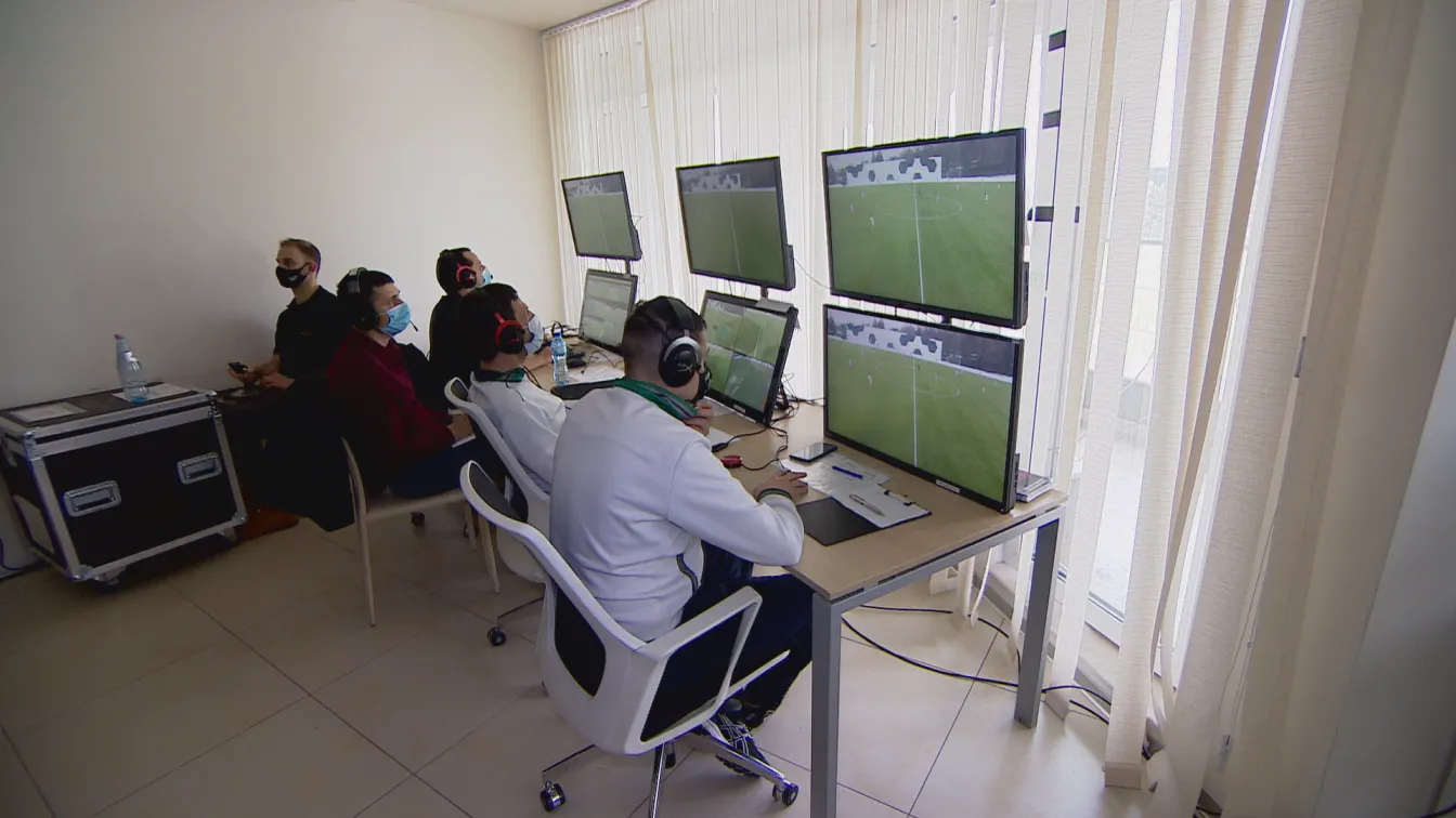 Промяната е тук: VAR навлиза в българския футбол! (ВИДЕО)