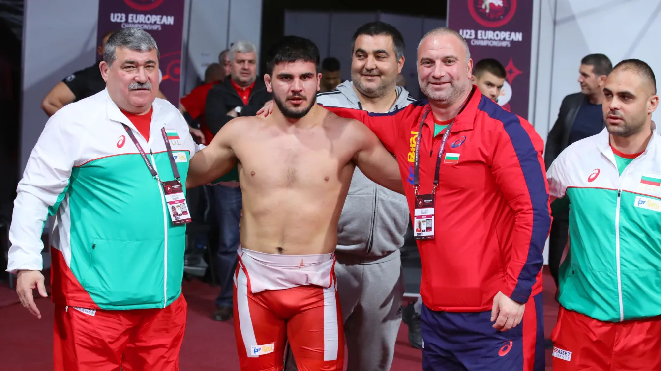 България завърши с 4 медала на младежкото европейско по борба (ГАЛЕРИЯ)