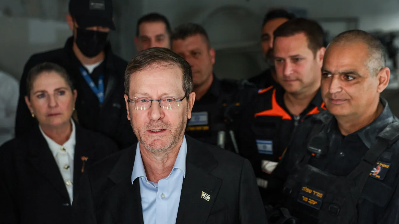 Израелският президент: Смъртта на Али Лариджани е шанс за иранските протестиращи