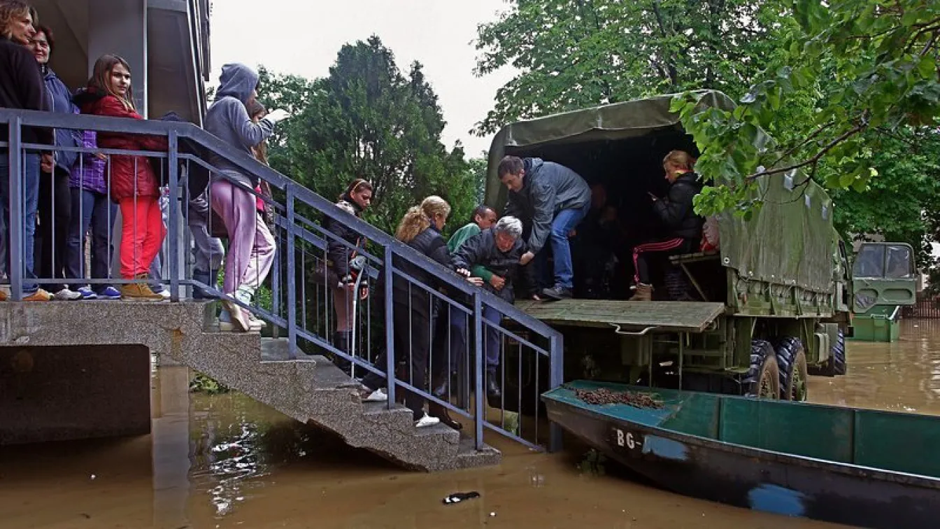 Сърбия има нужда от лекарства, питейна вода и дрехи след потопа
